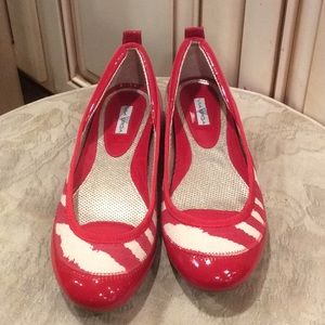 Via Spiga wild red flatsSz 10M